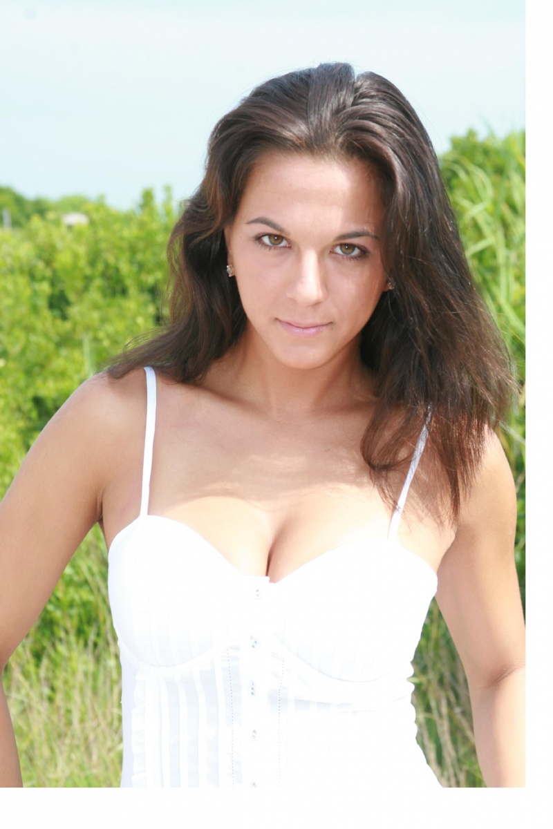 Female model photo shoot of MissEr by antscapephoto LLC in LBI, NJ