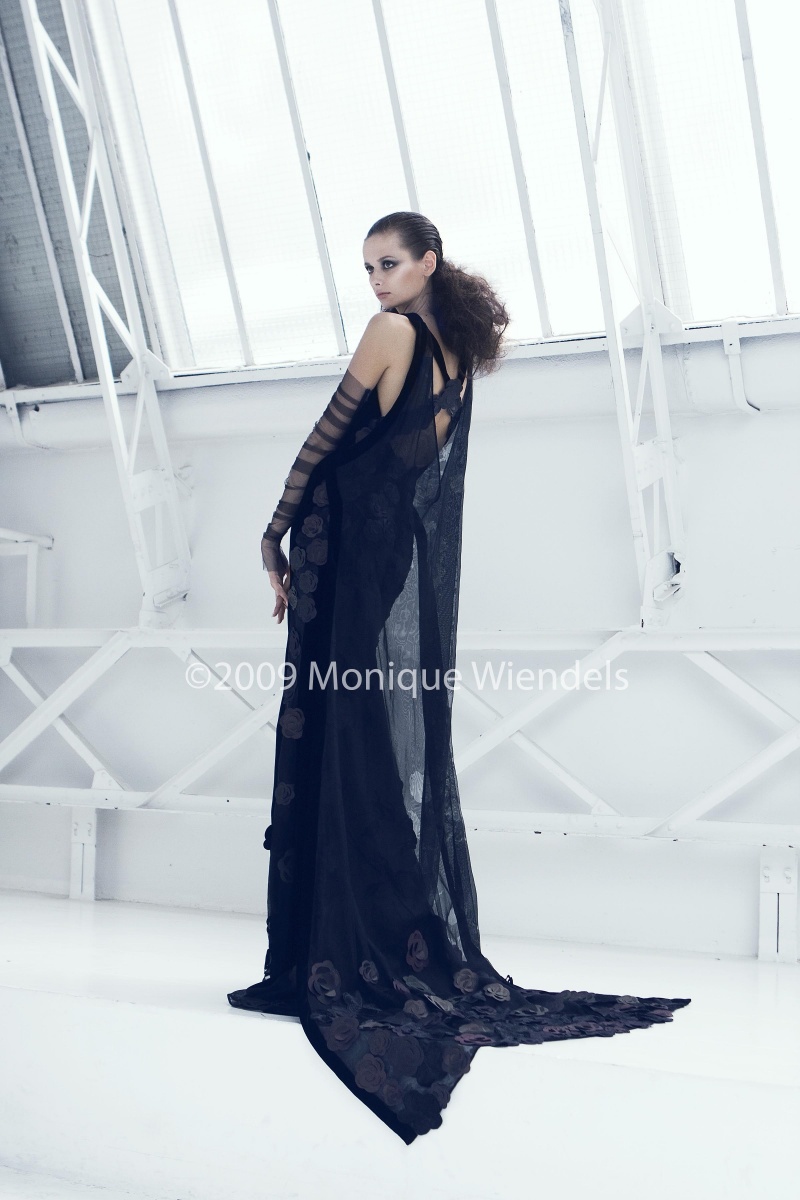 Female model photo shoot of Monique Wiendels in Paris, France.