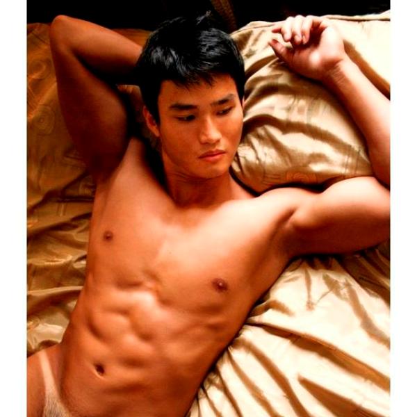 Male model photo shoot of WeeHong