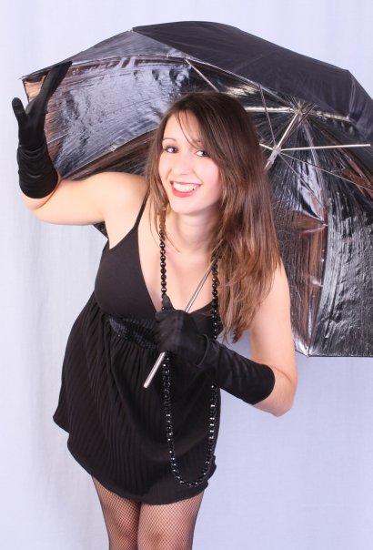 Female model photo shoot of Mariana Cernicova