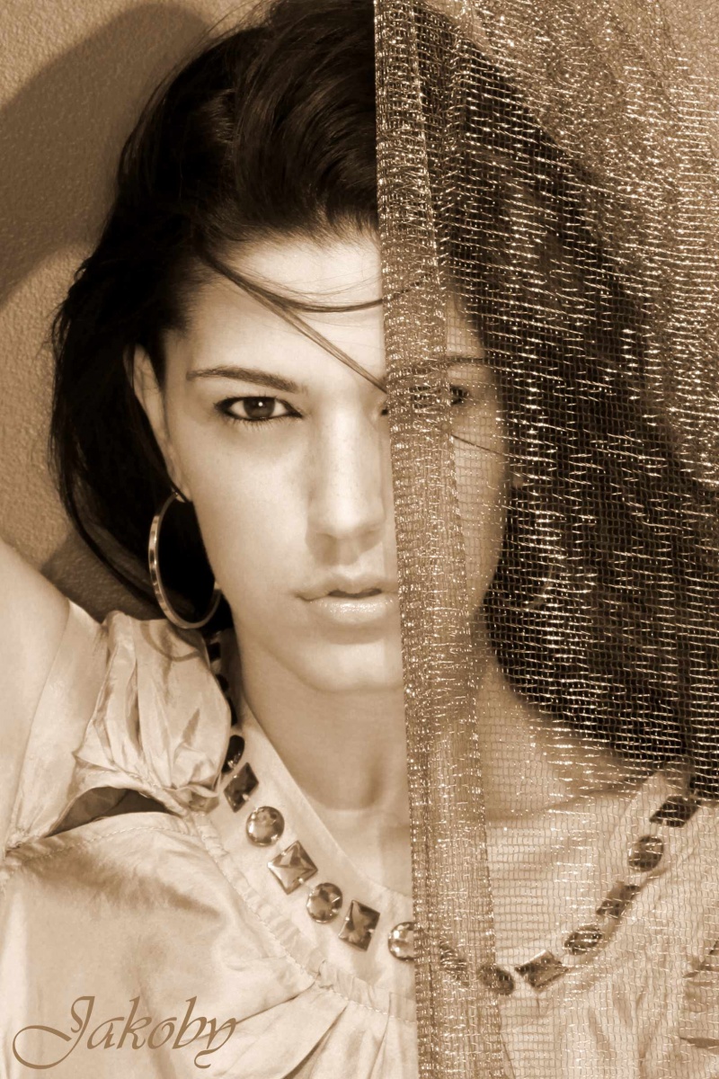 Female model photo shoot of Jakoby Photography and camila damas