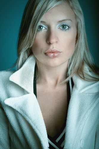 Female model photo shoot of Maja Monika