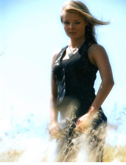 Female model photo shoot of Jackie Anderson
