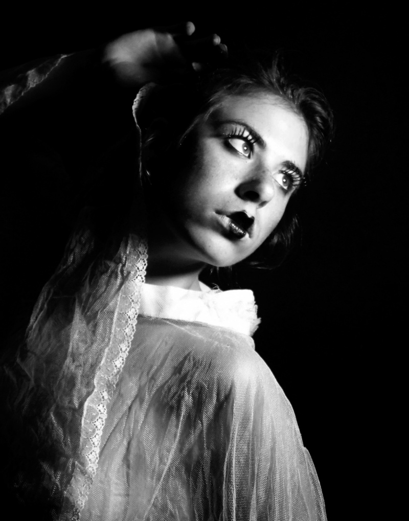 Female model photo shoot of Loreal Alana Prystaj by Loreal Prystaj