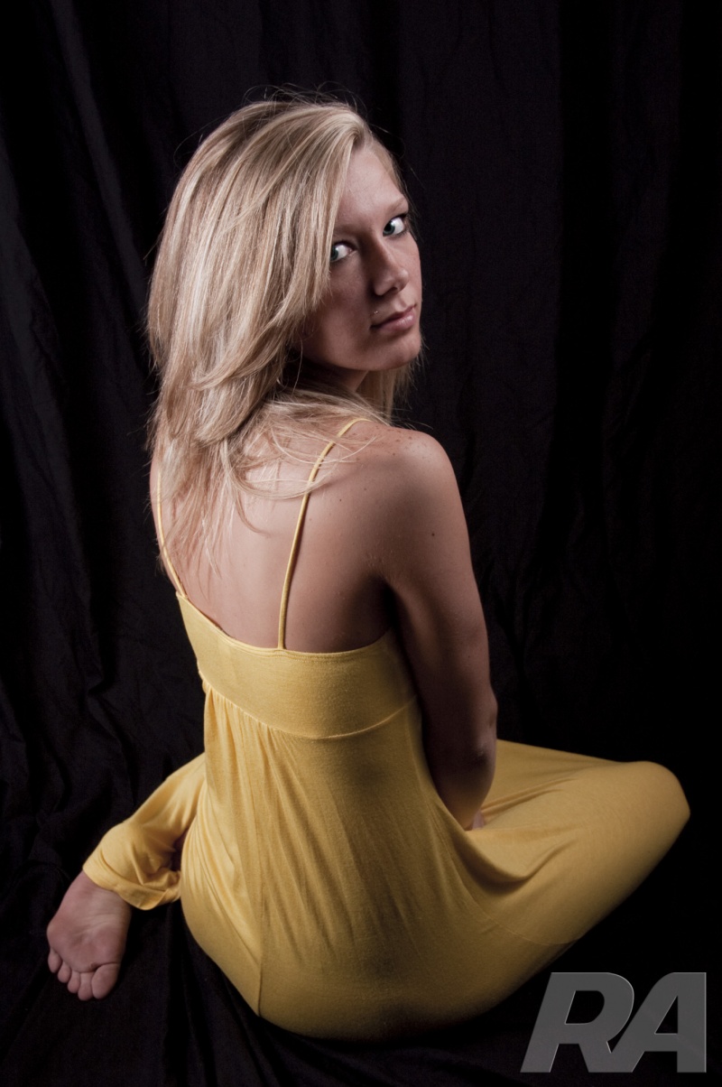 Female model photo shoot of ChelseaLynn-