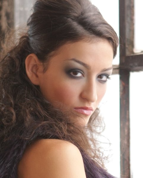 Female model photo shoot of Jodine Romano