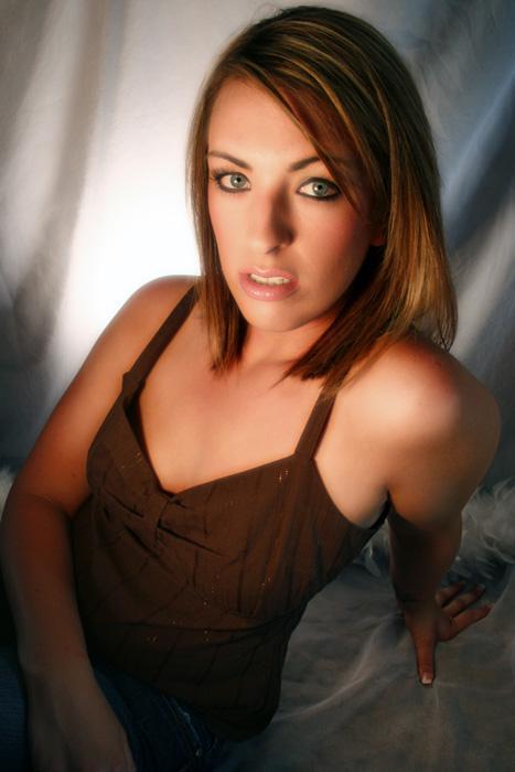 Female model photo shoot of Ashley Fuller
