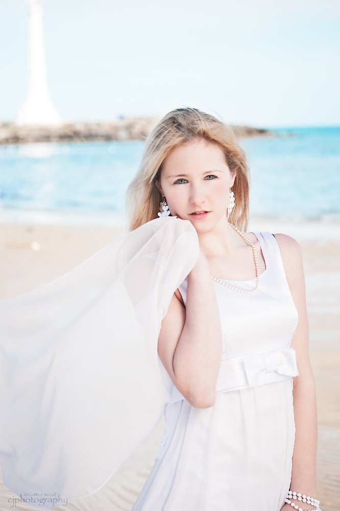 Female model photo shoot of Sammii Reed by Caitlin Jane McColl in St Kilda Beach
