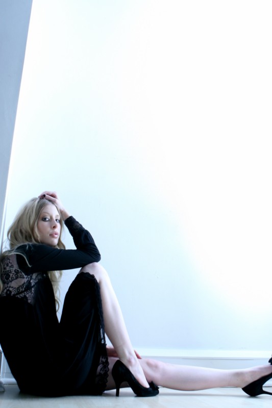Female model photo shoot of Susanna Larsson in London