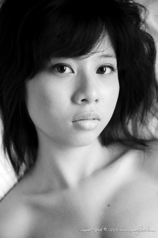 Female model photo shoot of Valie Chua