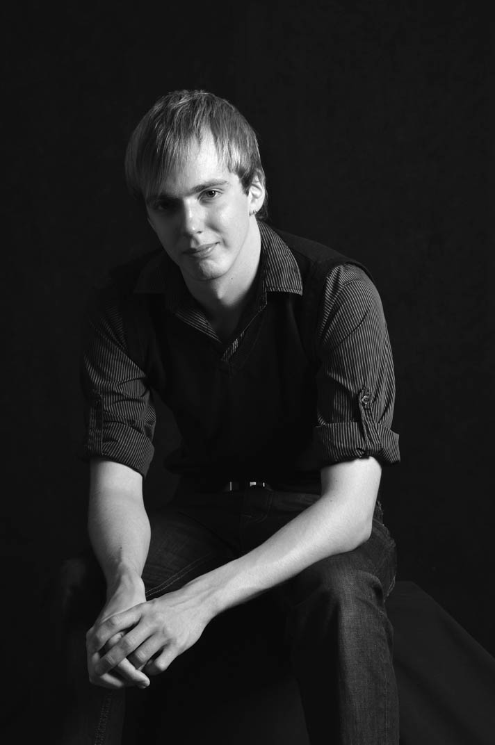Male model photo shoot of Matthew Mayhew