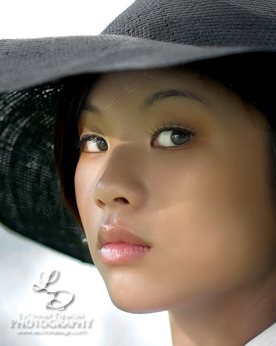 Female model photo shoot of Xiong Thao in La crosse