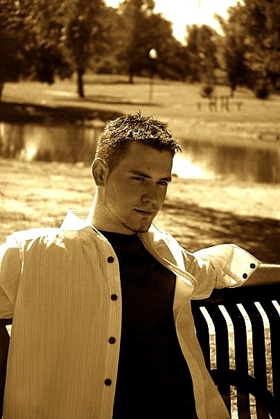Male model photo shoot of Derick John Pentz in Carey Park
