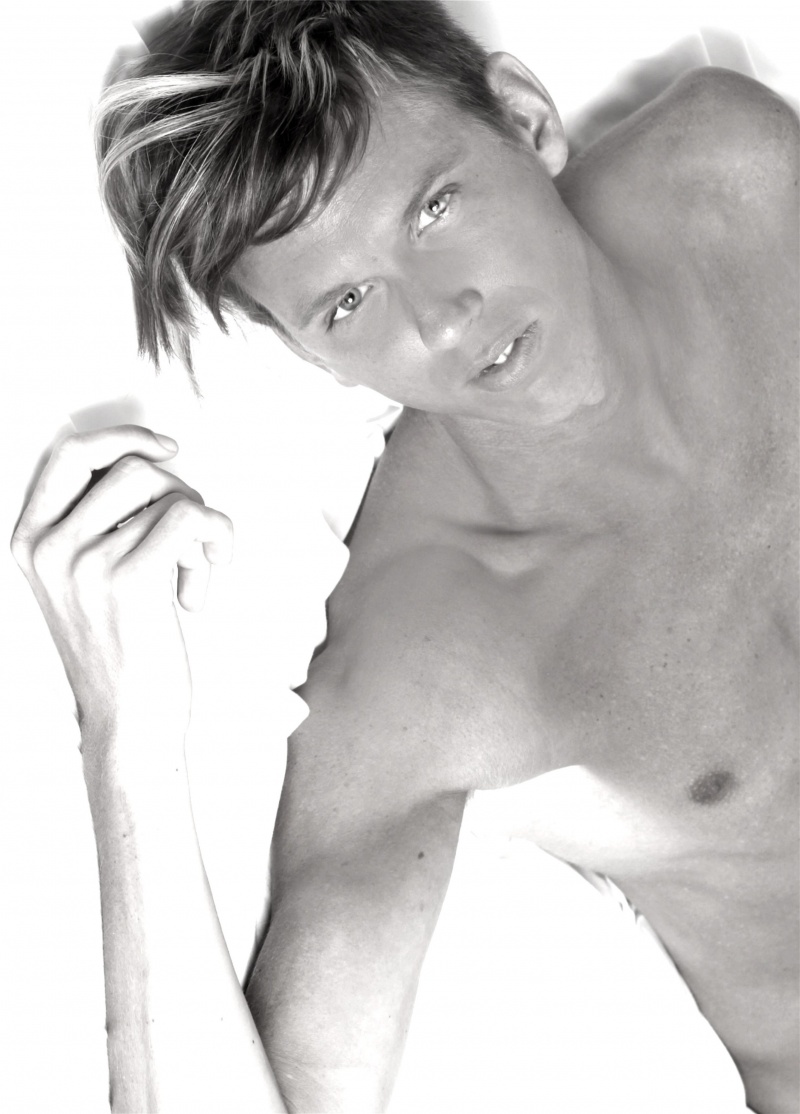 Male model photo shoot of Daniel Libra by 540 Portraits