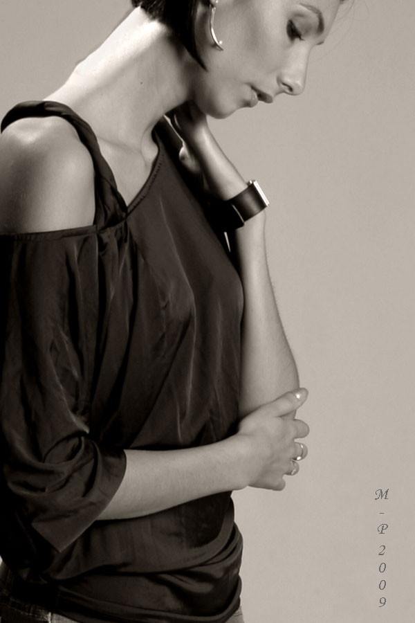 Female model photo shoot of Lidia S