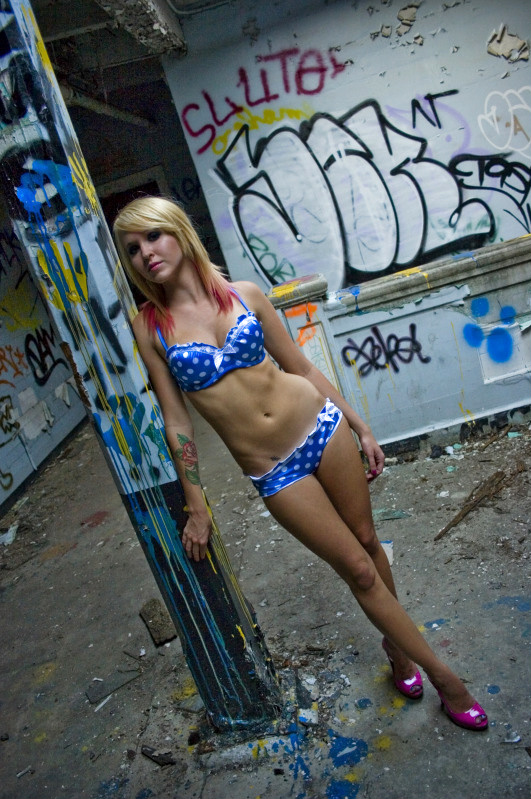 Female model photo shoot of StephannieNicole by Jon Ruby