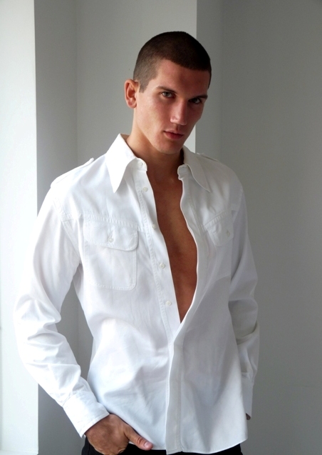 Male model photo shoot of Heath Mastin Chamberlin