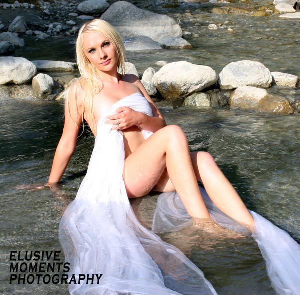Female model photo shoot of jamieellynn by Elusive Moments Photo