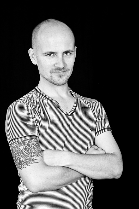 Male model photo shoot of Mattias Henell