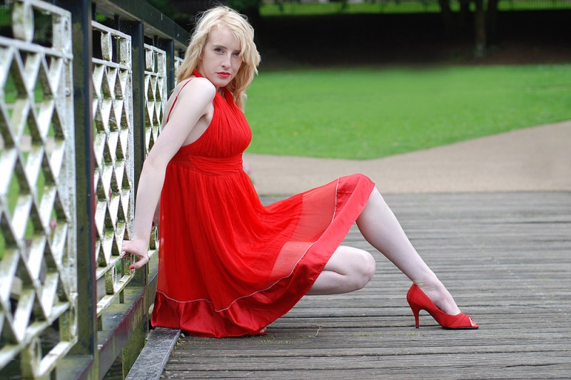 Female model photo shoot of Sarah Eccles in Buxton, Pavilion Gardens