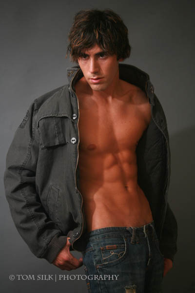 Male model photo shoot of Sean Logan by Tom Silk Photography