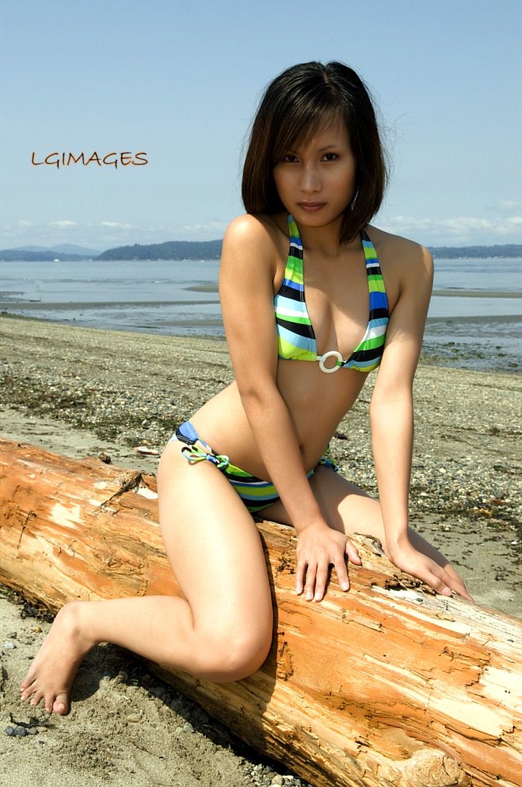 Female model photo shoot of Rodelyn Acosta by LGImages