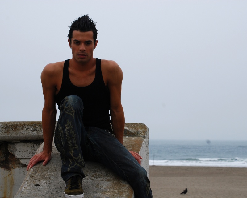 Male model photo shoot of Dane Caroggio by Quar B in Ocean Beach, San Francisco