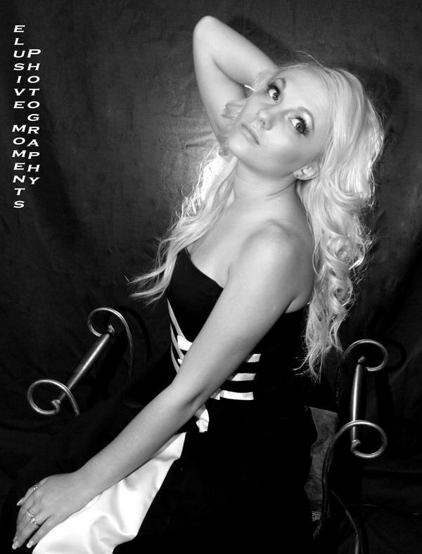 Female model photo shoot of jamieellynn by Elusive Moments Photo in Apple valley, hair styled by Stephanie Witter