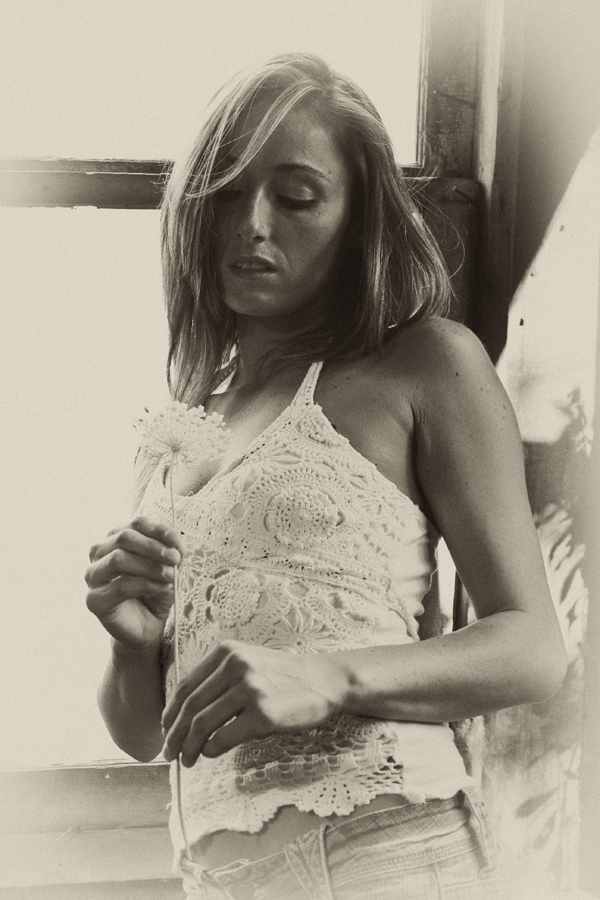 Female model photo shoot of amberrlee by Shawn Feile
