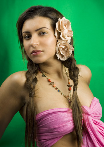 Female model photo shoot of Melis karagol by LMHXXX