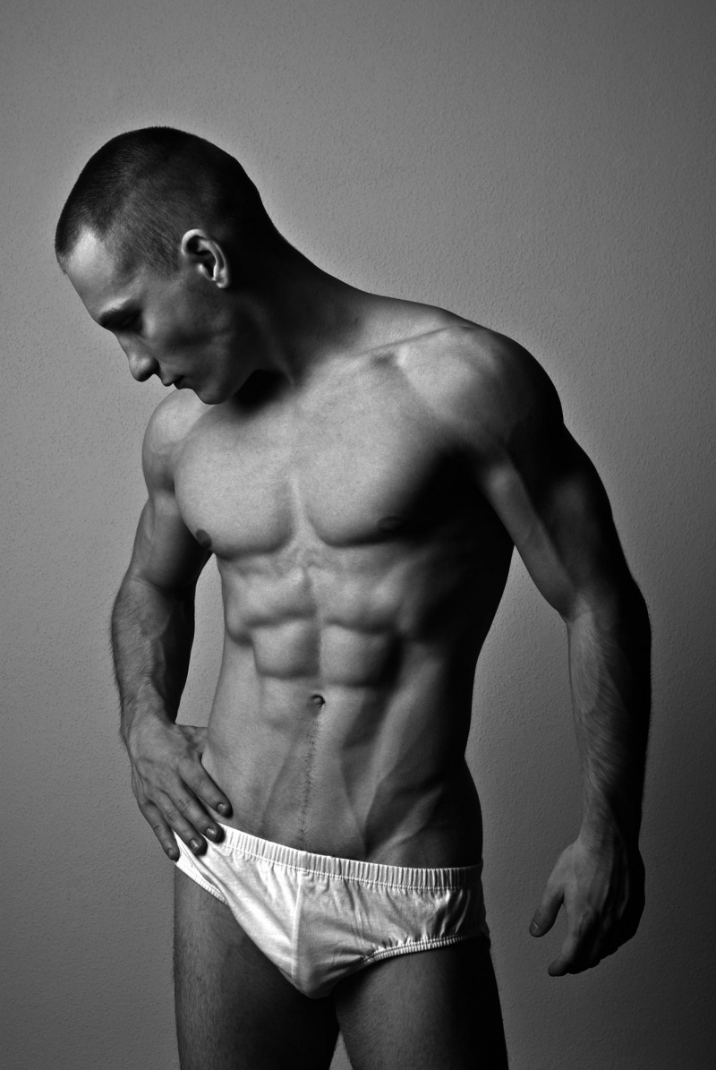 Male model photo shoot of Robin Froehlich