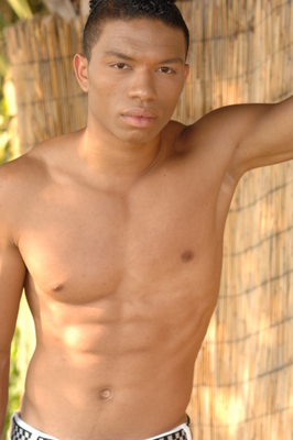 Male model photo shoot of Lorenzo myers BboyLaxe