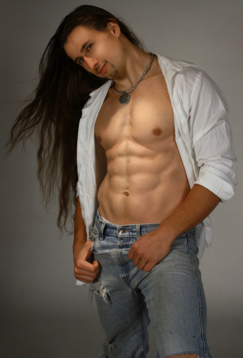 Male model photo shoot of Milosz in PCC Studio Shoot  07/17/09