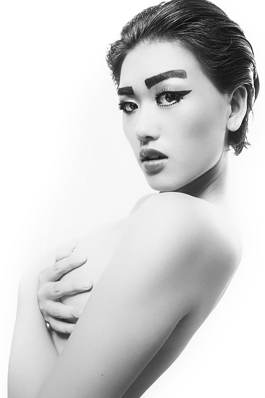 Female model photo shoot of Zhou Menglu by Joshua Best in Wuxi, China.