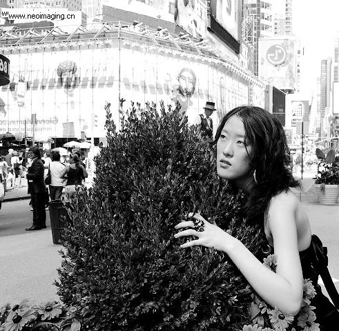 Female model photo shoot of Lindsay Liang