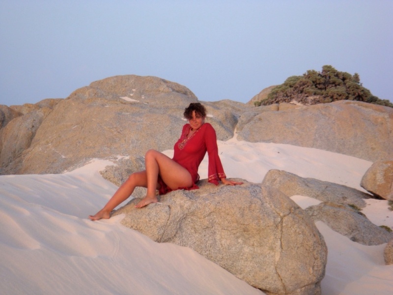 Female model photo shoot of Antonella79 in Aruba