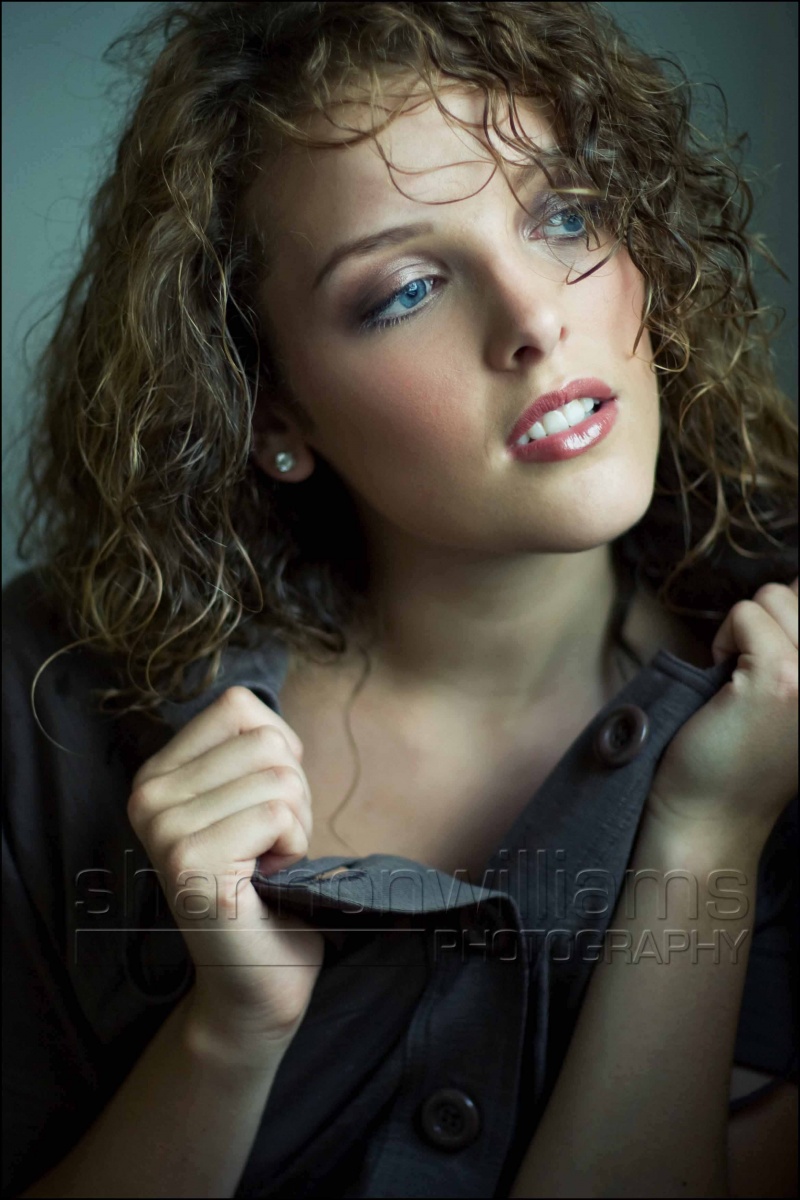 Female model photo shoot of Alli Dayhuff in Heyman Talent Office, Columbus, OH