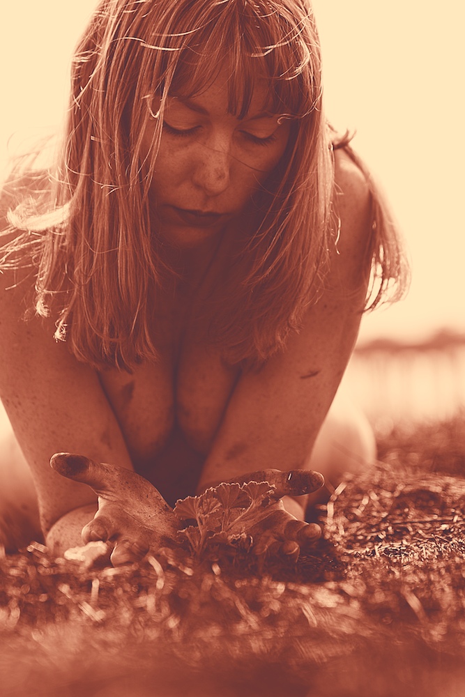 Female model photo shoot of raychel by fine art nudes by paul in Davis, CA