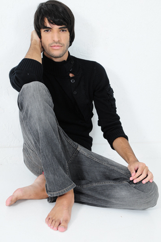 Male model photo shoot of Dillan C