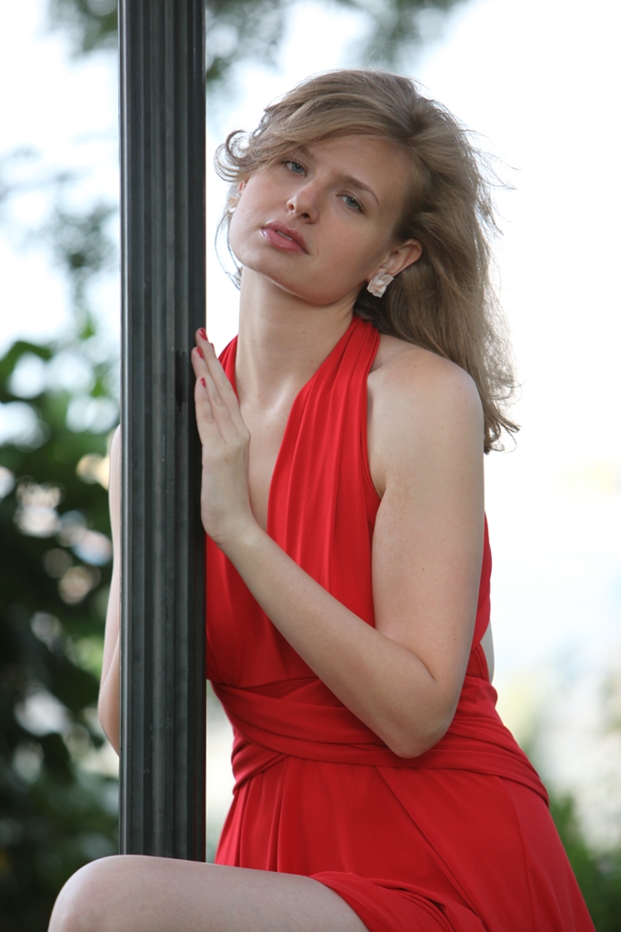 Female model photo shoot of Bella Scott by Steven Buchbinder