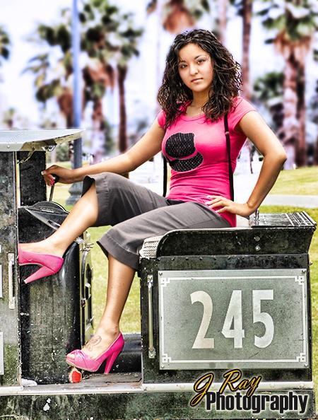 Female model photo shoot of IISPARKLEII in phx, az. Encanto Park