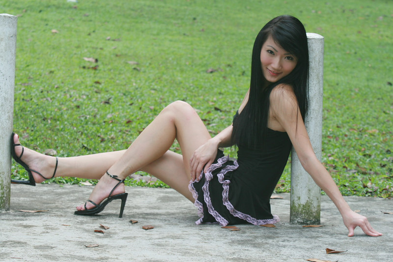 Female model photo shoot of Apple Lim