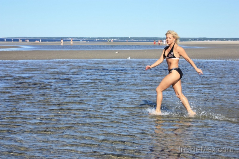 Female model photo shoot of Lori Willis in Cranes Beach Ipswitch, MA