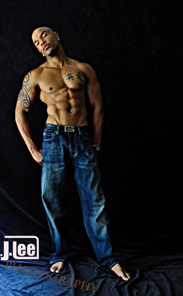 Male model photo shoot of Roq Monte