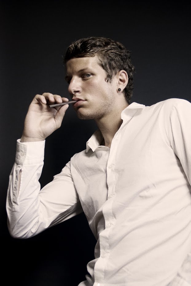 Male model photo shoot of Joey Ruggiero