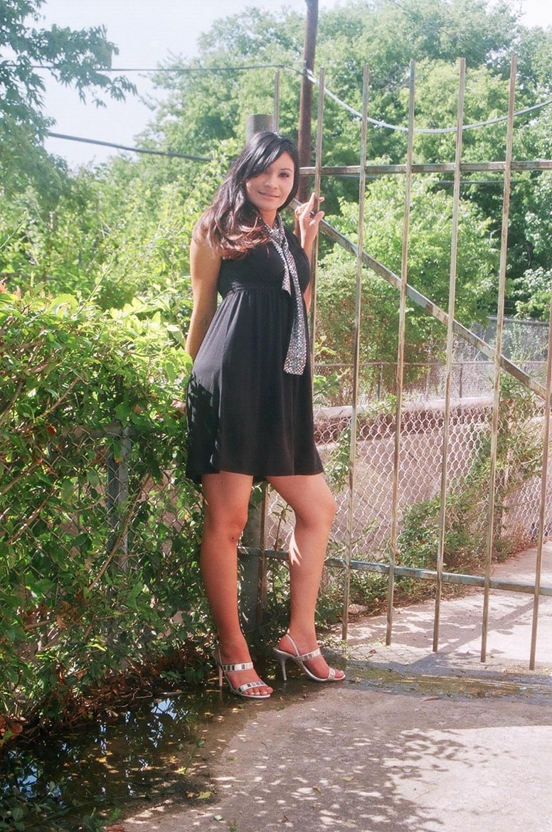 Female model photo shoot of LuzJuliana by SombreroguiaGirls Promo in Haltom City,TX