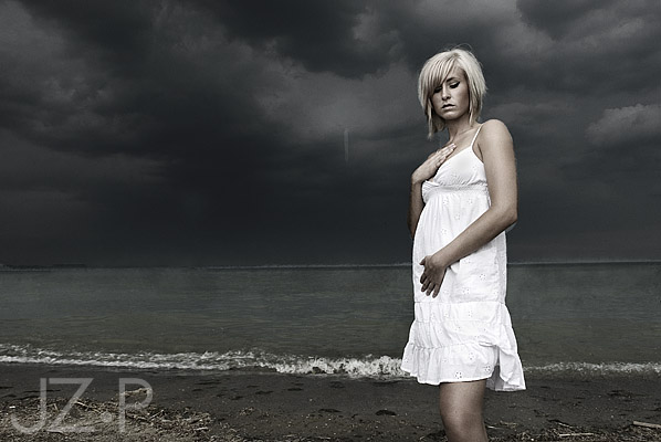 Female model photo shoot of Sarahmack85 by James Zedd in Sandpoint