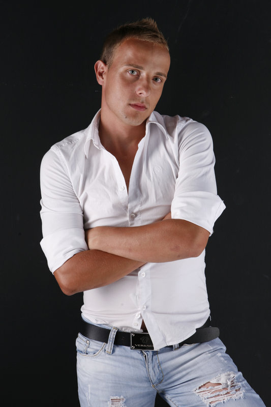 Male model photo shoot of georgemi