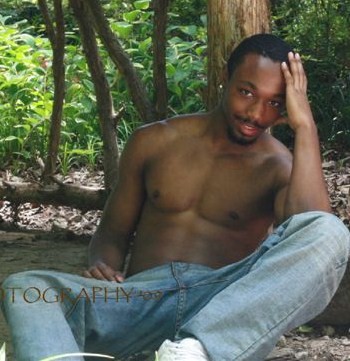 Male model photo shoot of Willie Mr Xcitin Jones
