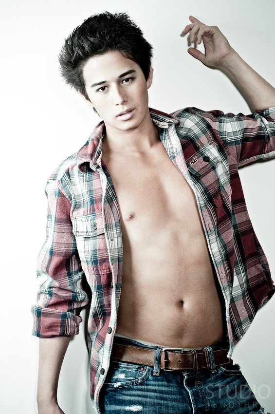 Male model photo shoot of Ivan Dorschner in Los Angeles, CA